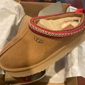 Ugg Tazz Women Sz 9 Authentic
